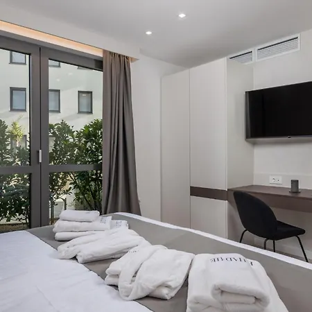Pet Friendly In Krk With Kitchen *