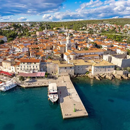 Cozy In Krk With Wifi Apartament *