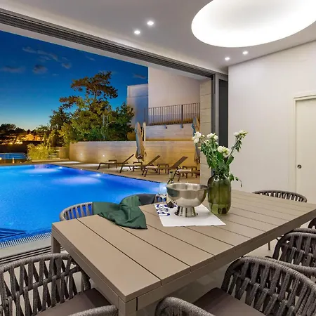 3 Bedroom Front In Krk Lejlighed