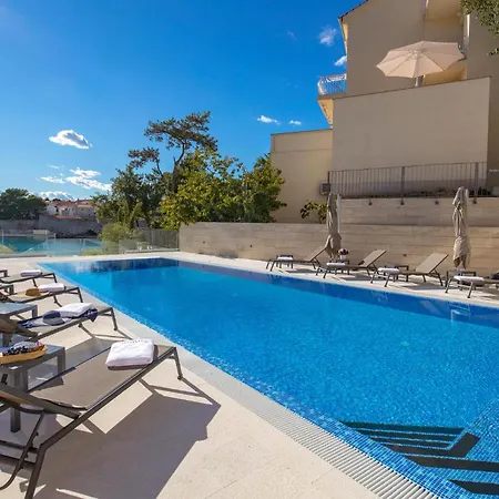 Pet Friendly In Krk With Kitchen Διαμέρισμα *