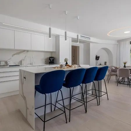 3 Bedroom Front In Krk * Krk Town