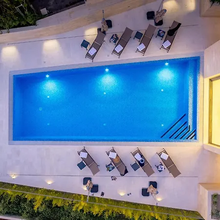 Pet Friendly In Krk With Kitchen Apartment *