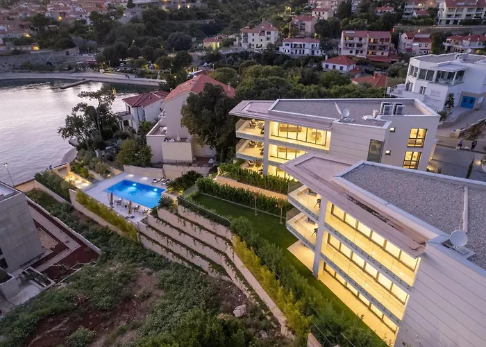 3 Bedroom Front In Krk Апартаменты