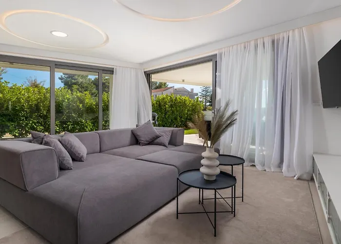Апартаменты 3 Bedroom Front In Krk *